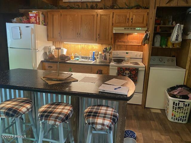 208 Lake Road Lake Ariel, PA 18436 - Photo 2 of 27 Kitchen Area