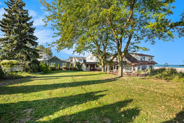 $1,995,000 | 30 Lakeshore Drive, South Haven, MI 49090