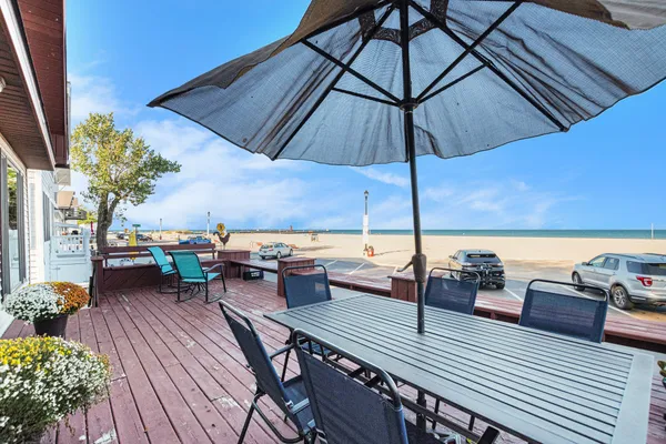 $1,995,000 | 30 Lakeshore Drive, South Haven, MI 49090