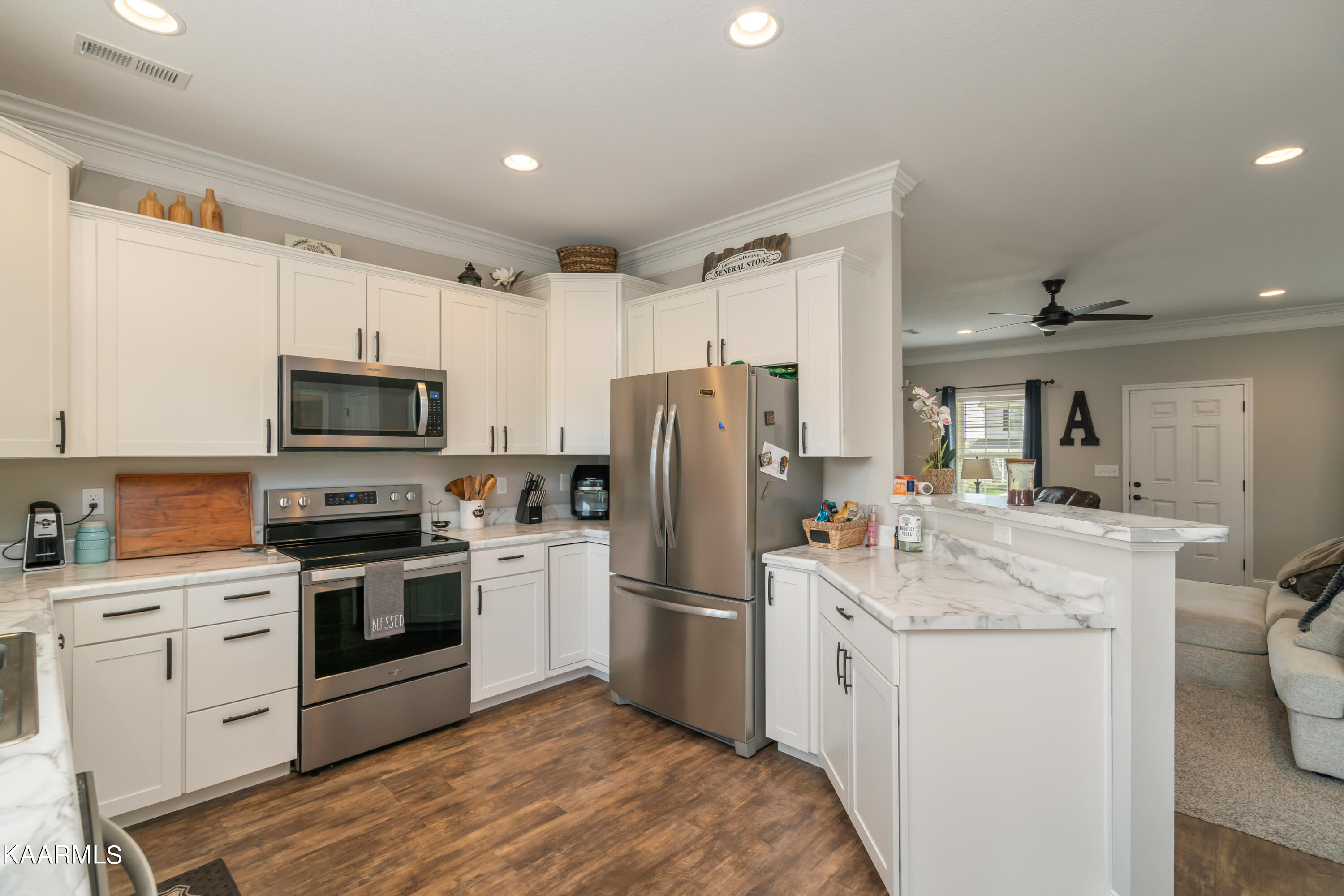 1147 Sky Top Lane Powell, TN 37849 - Photo 13 of 35 1147 Sky Top Ln-8