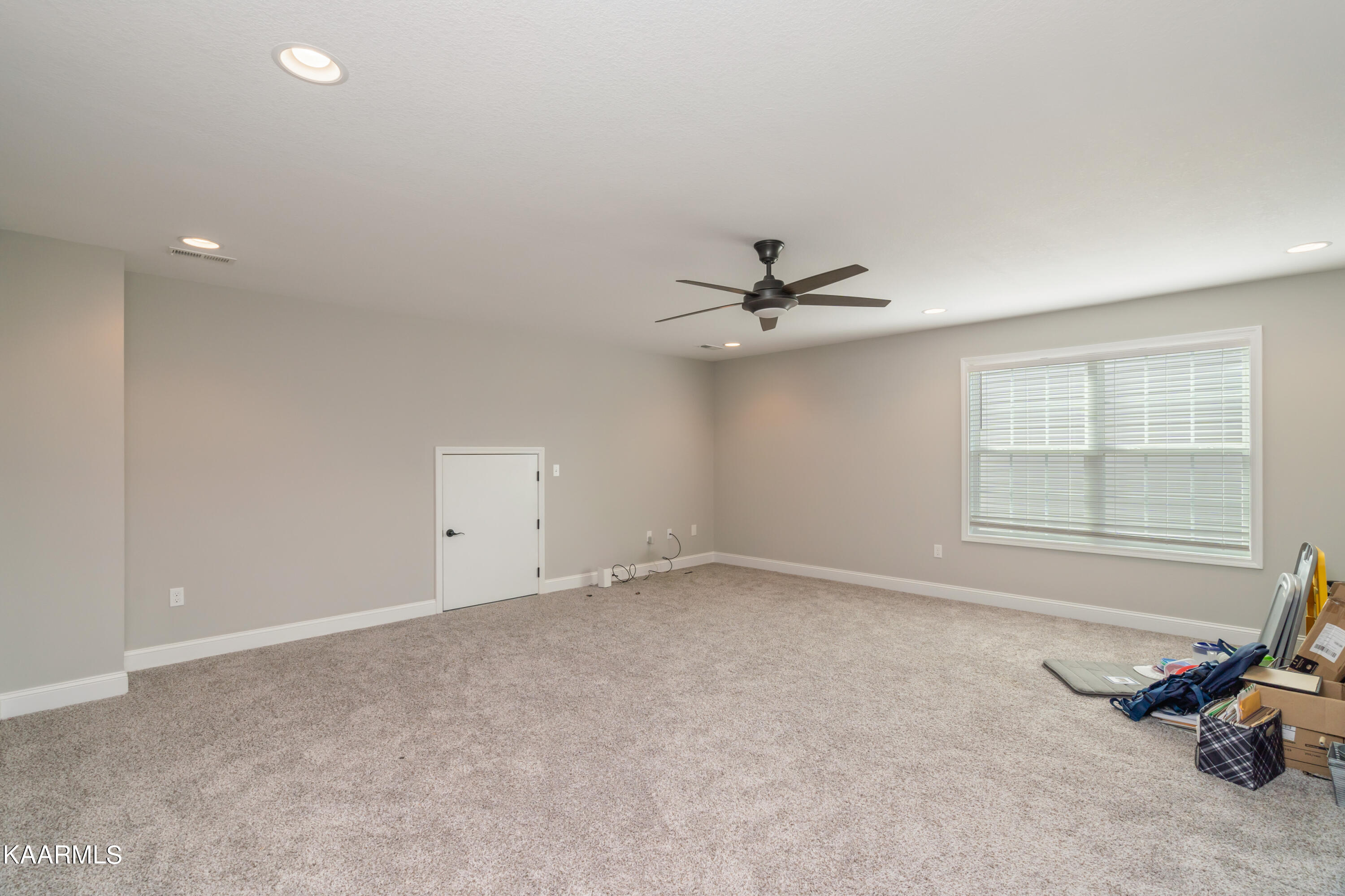 1147 Sky Top Lane Powell, TN 37849 - Photo 22 of 35 1147 Sky Top Ln-17