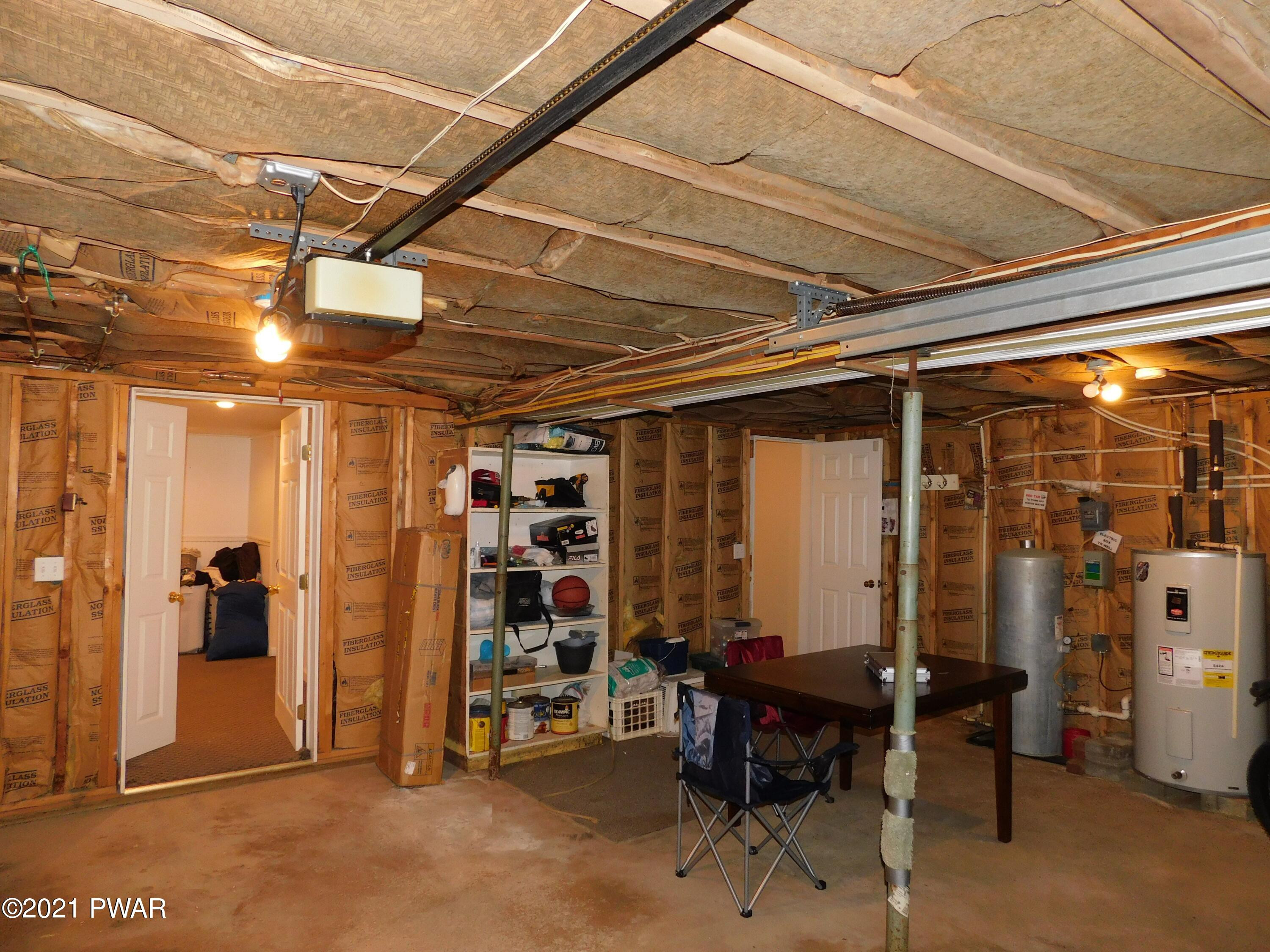 119 Ridge Drive Milford, PA 18337 - Photo 36 of 40 a view of a room with furniture