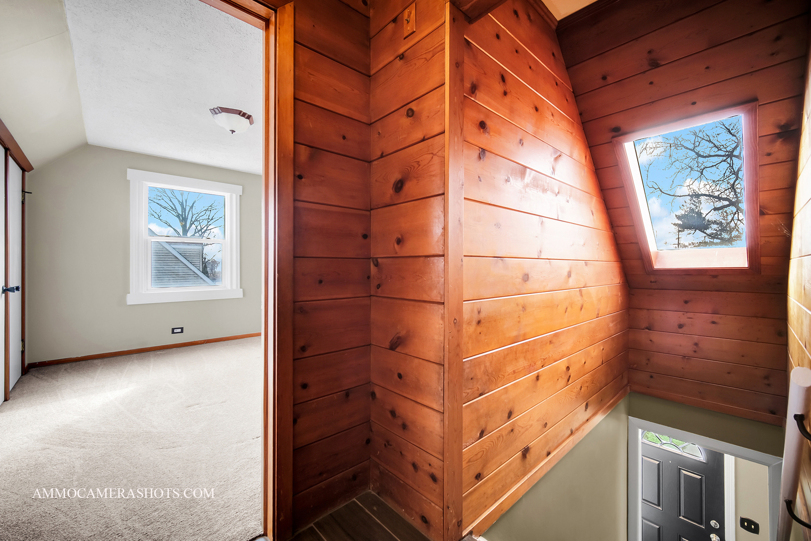 515 Miller Drive Elgin, IL 60123 - Photo 21 of 27 a view of a door