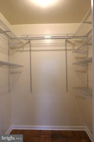 $2,100 | 6631 Wakefield Drive, Unit 717, Alexandria, VA 22307