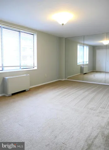 $2,100 | 6631 Wakefield Drive, Unit 717, Alexandria, VA 22307