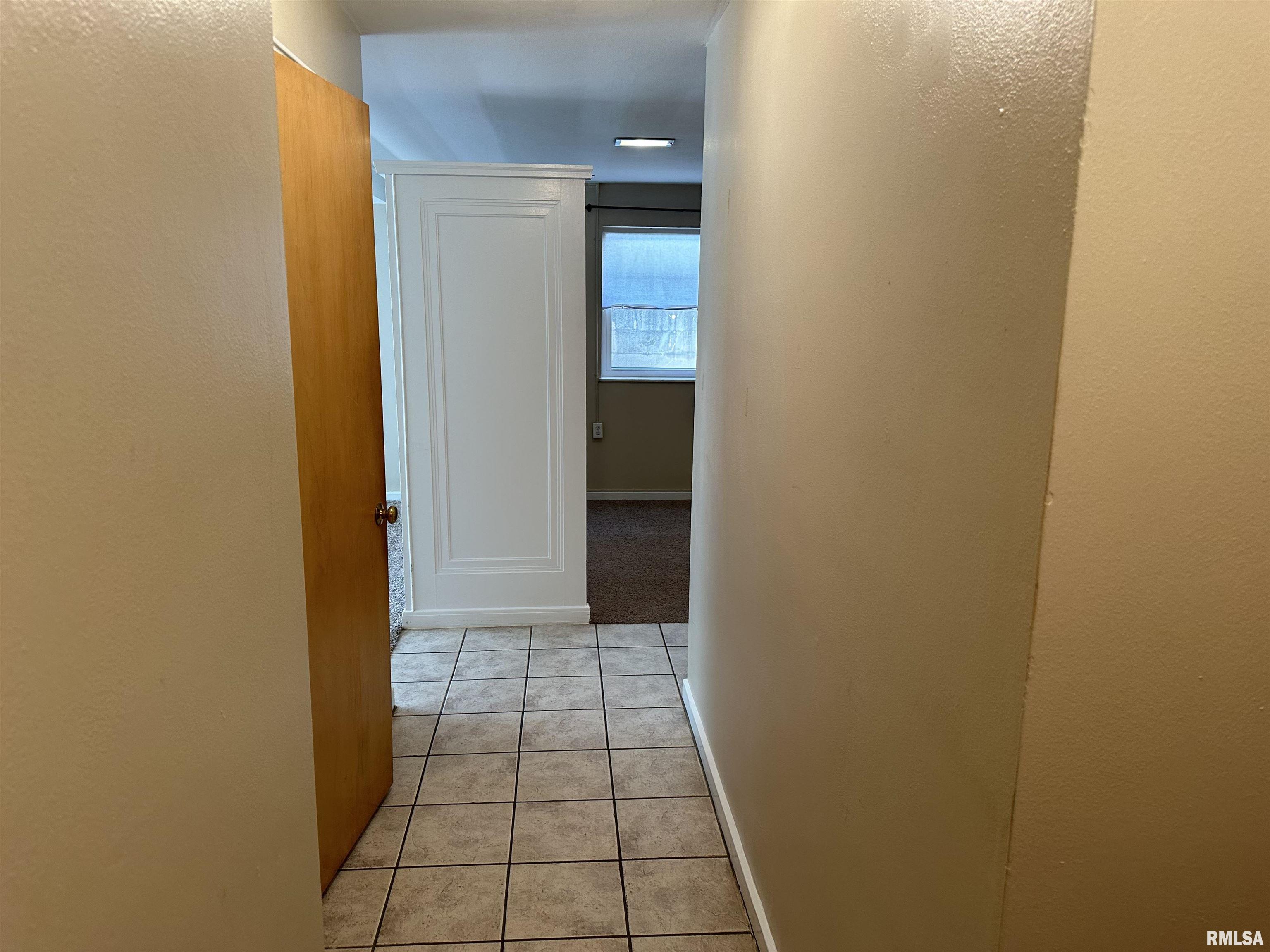 1212 West Fayette Avenue, Unit BW Springfield, IL 62704 - Photo 4 of 6