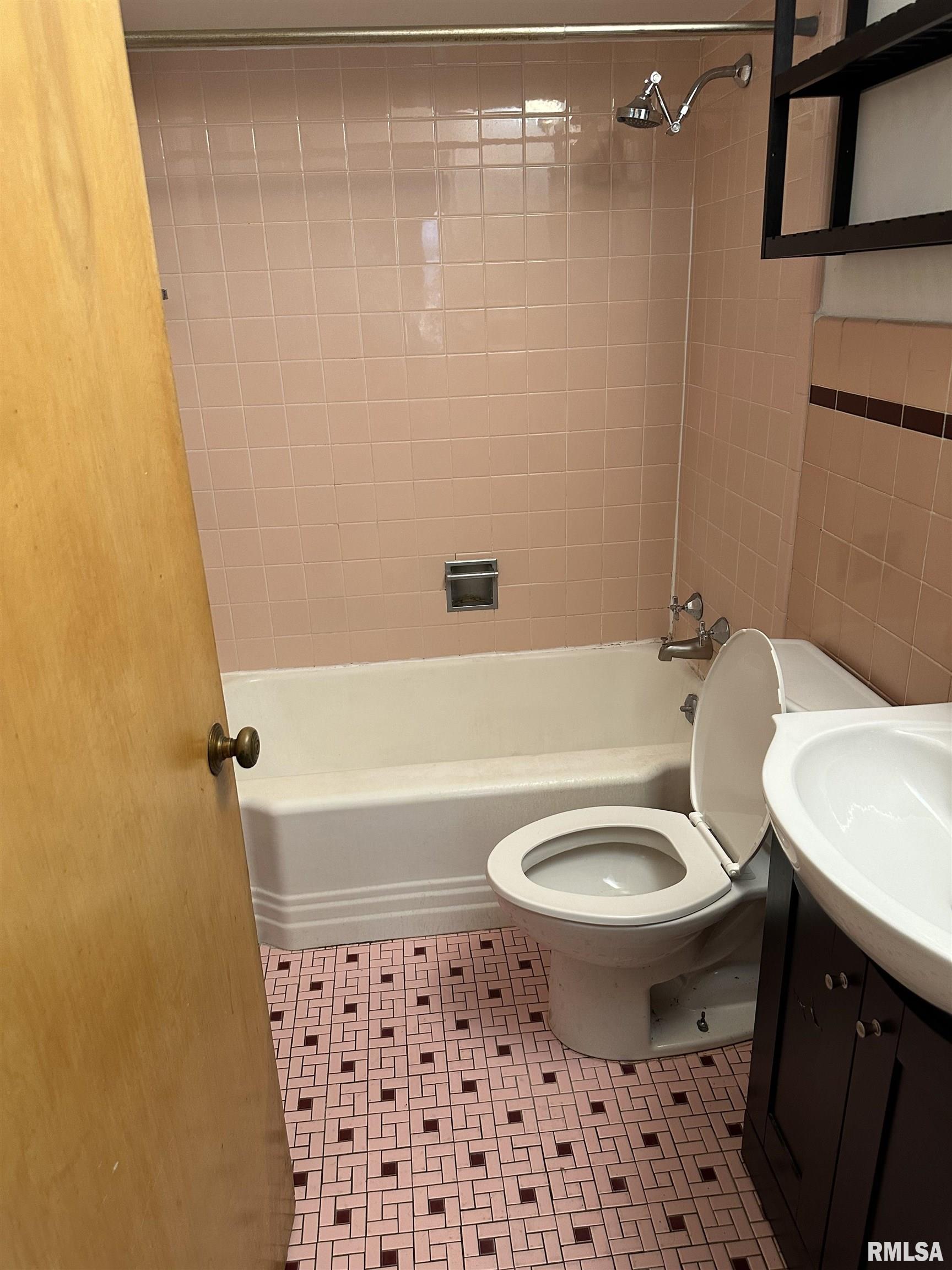 1212 West Fayette Avenue, Unit BW Springfield, IL 62704 - Photo 6 of 6