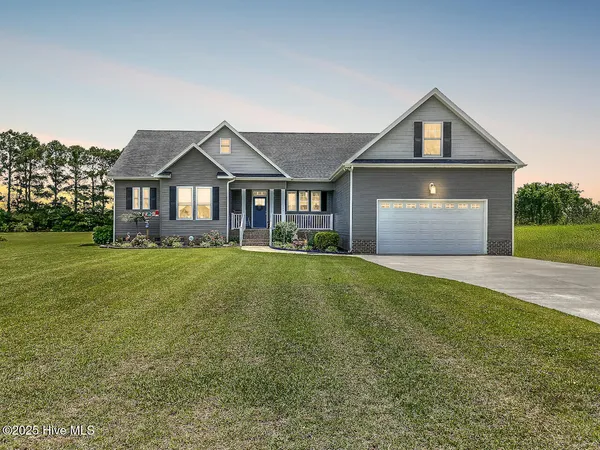 $607,000 | 104 Soundside Estates Drive, Grandy, NC 27939