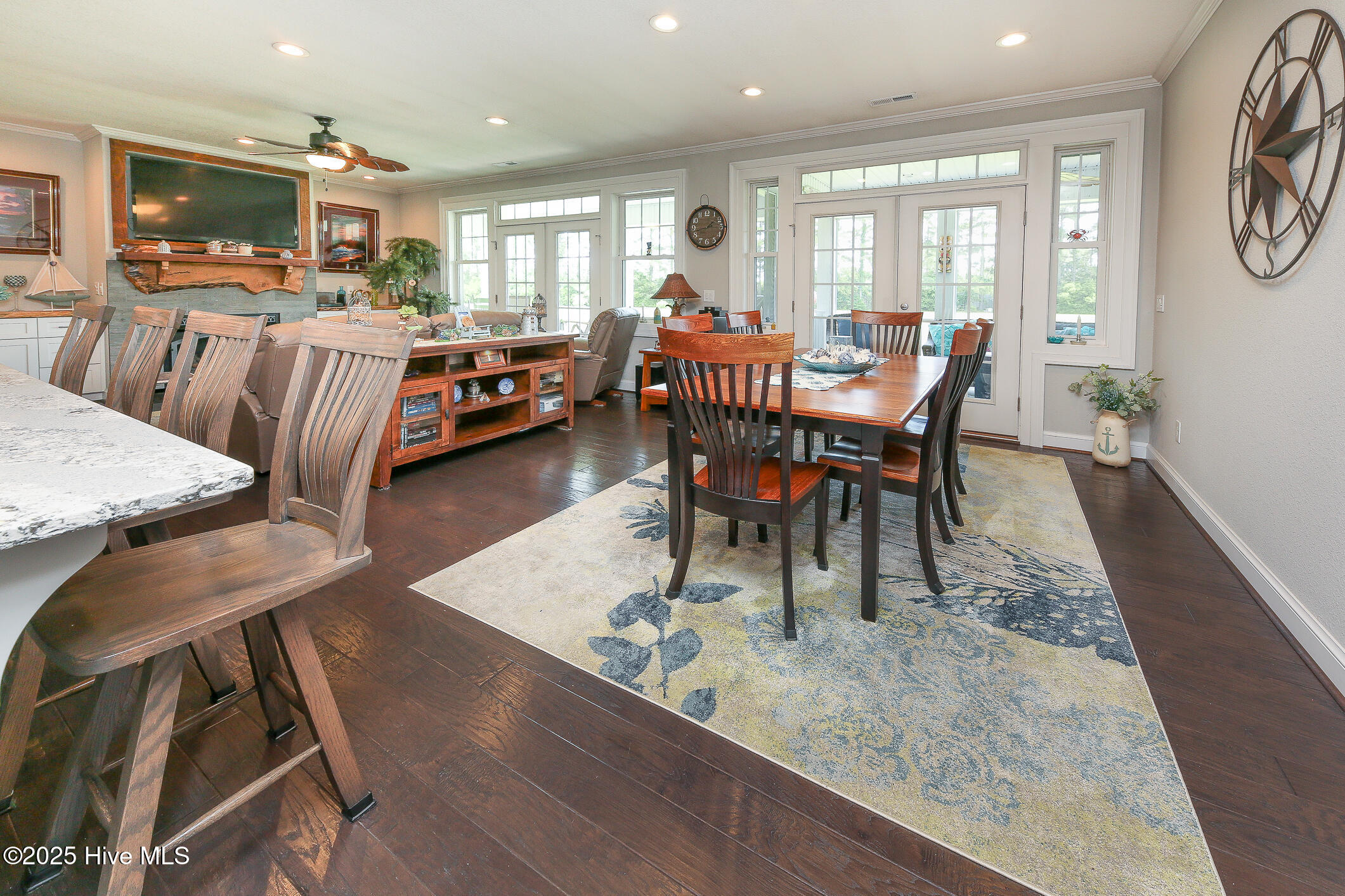 104 Soundside Estates Drive Grandy, NC 27939 - Photo 3 of 43 Dinning Area