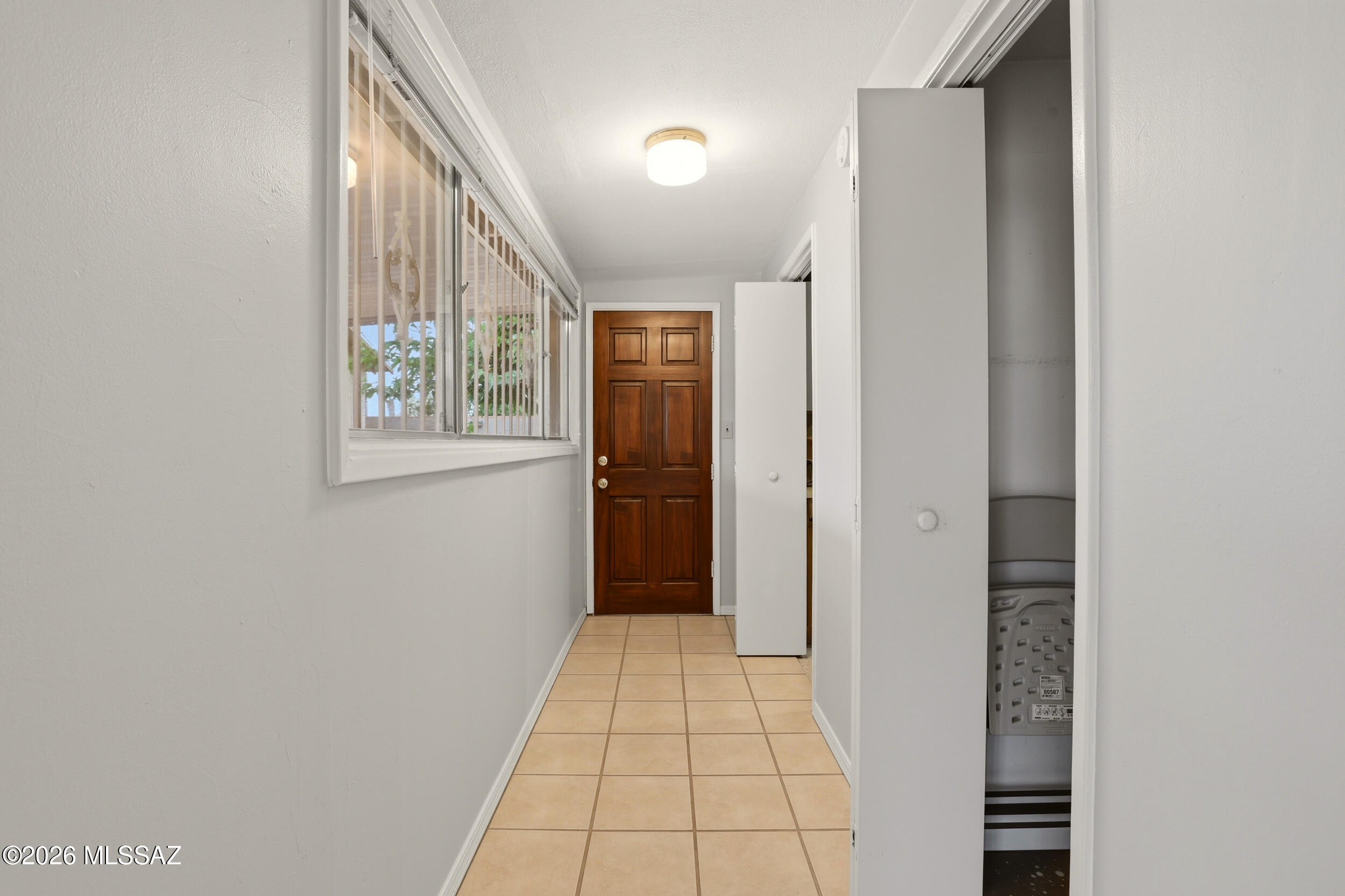 3632 East Juarez Street Tucson, AZ 85713 - Photo 24 of 37 Hall from Dining to Laundry