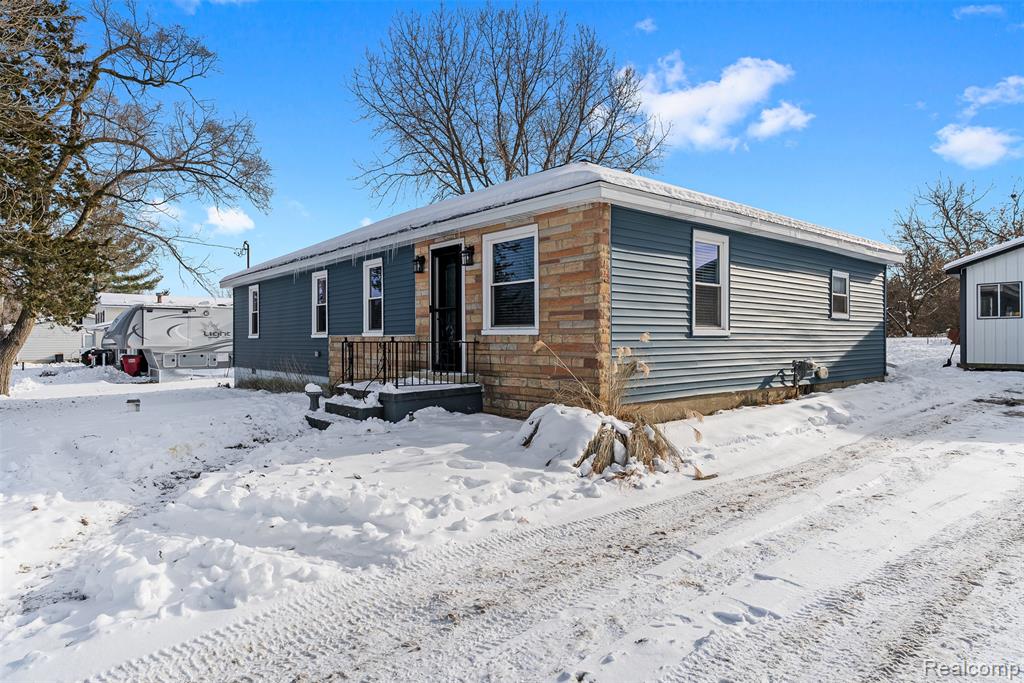 1268 East Dodge Road Mount Morris, MI 48458 - Photo 4 of 37