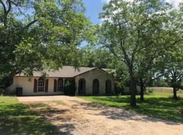 $2,200 | 2301 County Road 279, Leander, TX 78641