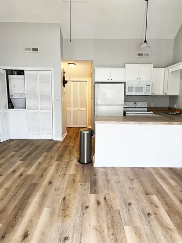 $1,350 | 3700 Golf Colony Lane, Unit 14E, Little River, SC 29566