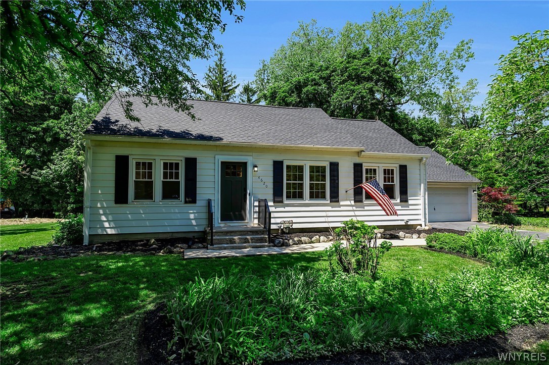 4620 Ransom Road Clarence, NY 14031 - Photo 3 of 50