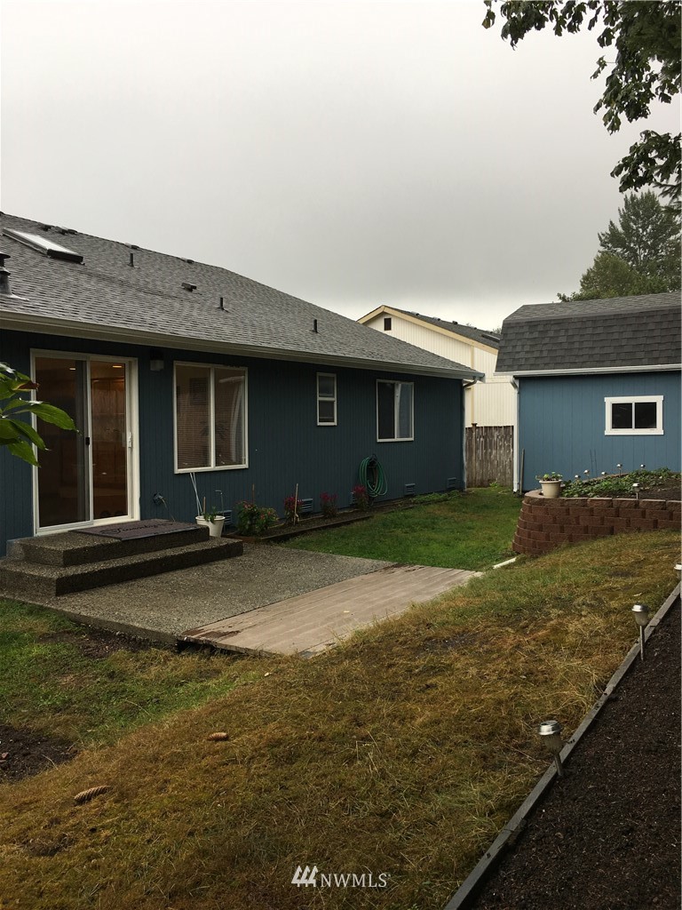 14027 Southeast 188 Way Renton, WA 98058 - Photo 22 of 25 Gallery Image 22