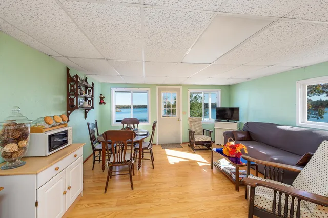 $749,900 | 25 Bernier Lane, Harpswell, ME 04079