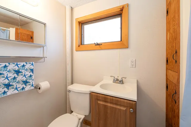 $749,900 | 25 Bernier Lane, Harpswell, ME 04079