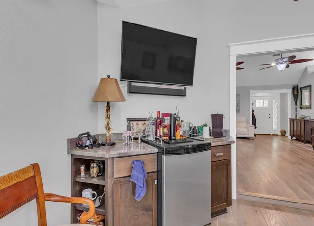 $2,300 | 202 Shell Drive, Crestview, FL 32536