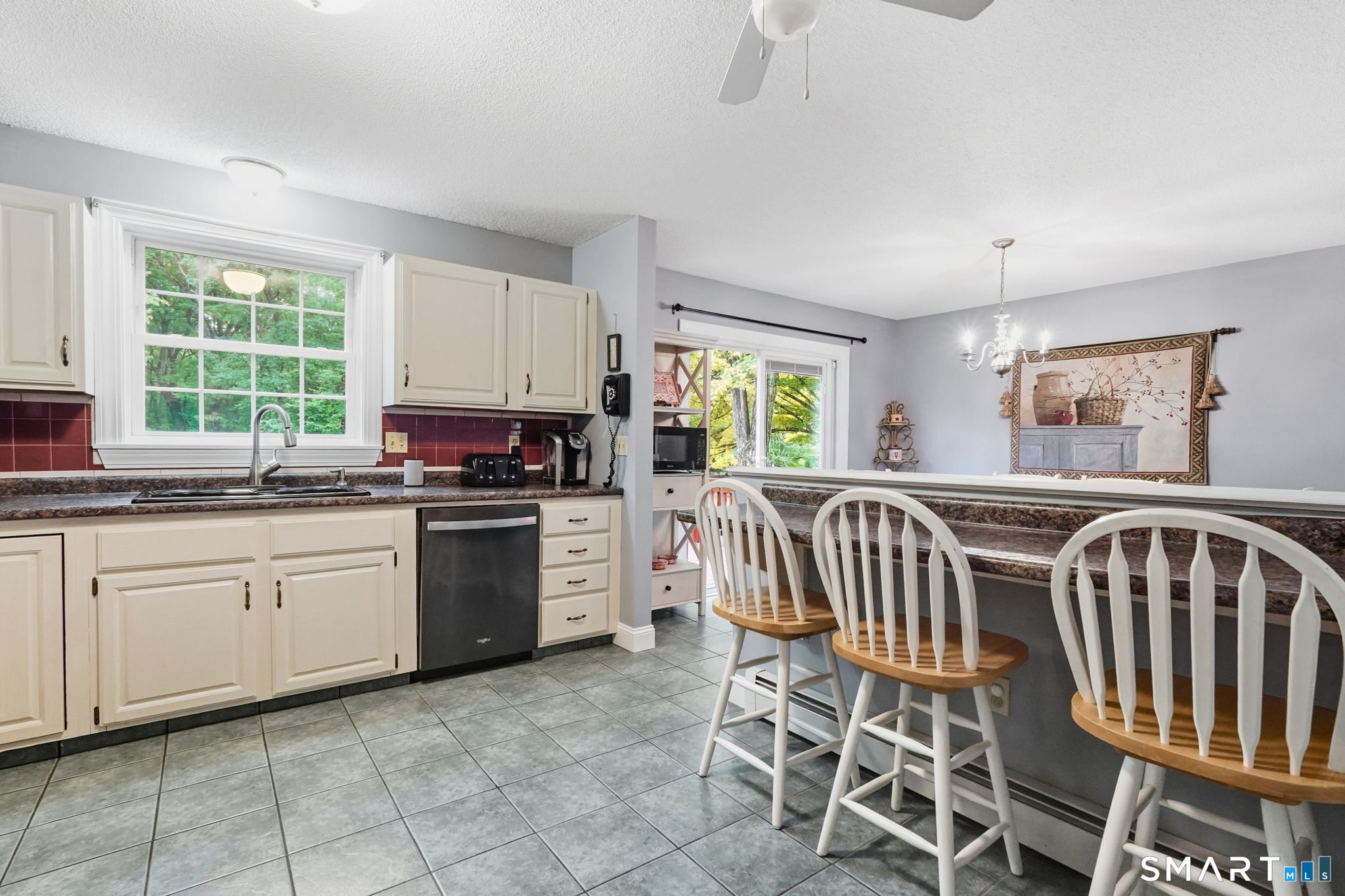 218 Brainard Road Enfield, CT 06082 - Photo 26 of 39 Gallery Image 26