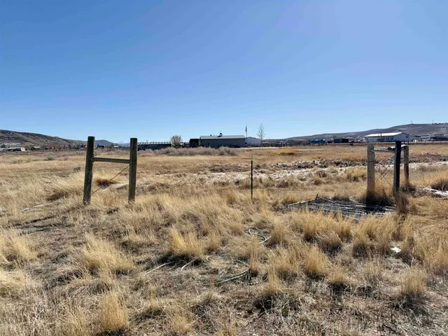$380,000 | 888 Mustang Drive, Evanston, WY 82930