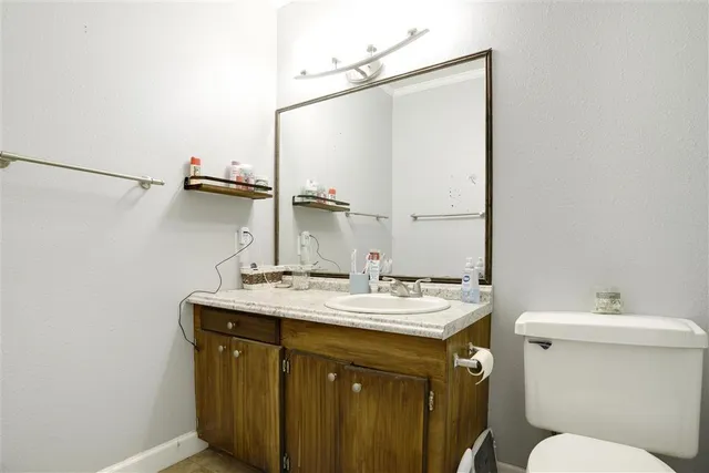 $219,900 | 1109 Nicholas Drive, New Llano, LA 71461