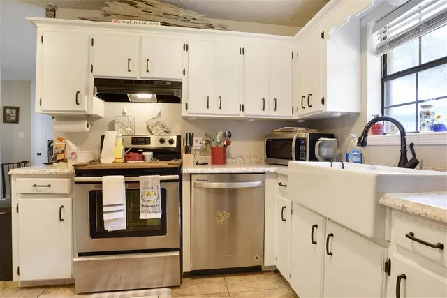 $219,900 | 1109 Nicholas Drive, New Llano, LA 71461