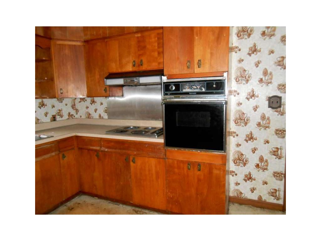 601 Southview Road Bristol, TN 37620 - Photo 13 of 20 Photo 13