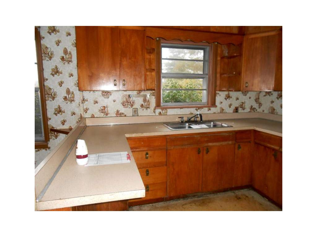 601 Southview Road Bristol, TN 37620 - Photo 14 of 20 Photo 14