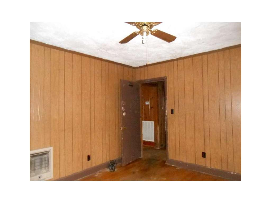 601 Southview Road Bristol, TN 37620 - Photo 16 of 20 Photo 16