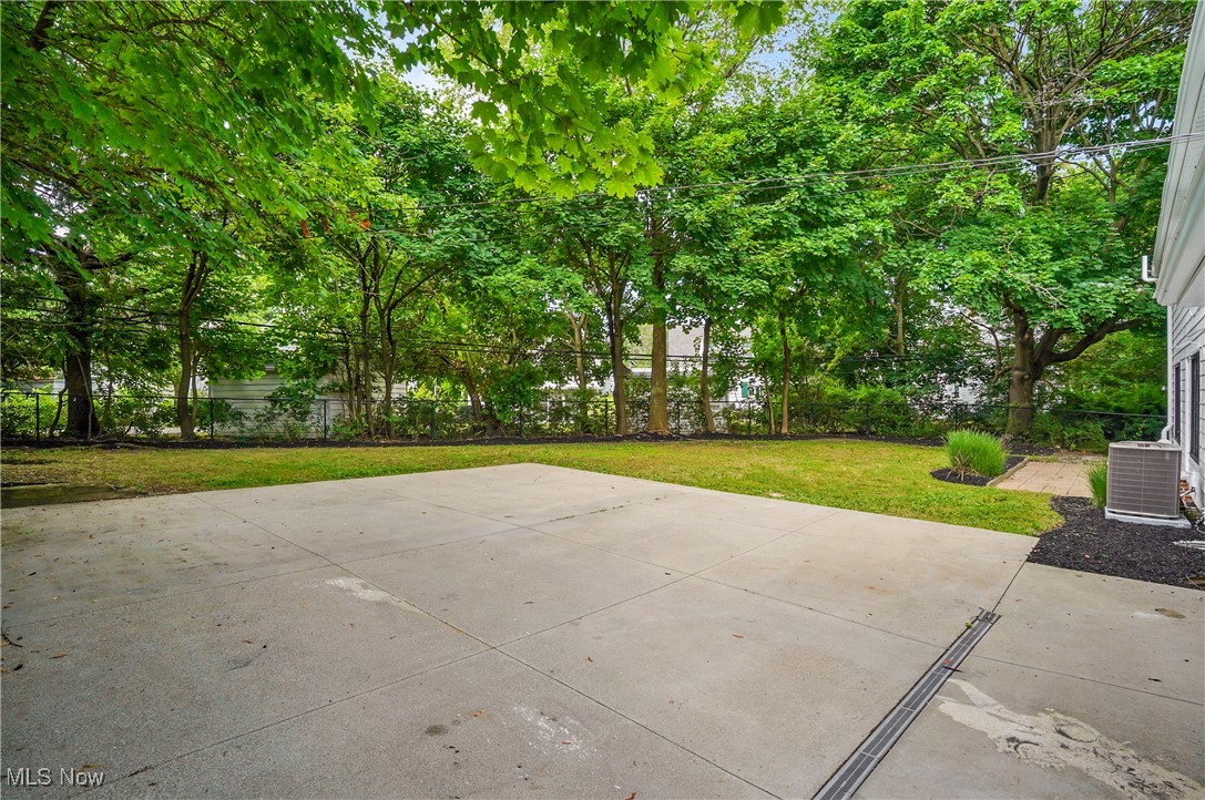 20950 Halworth Road Shaker Heights, OH 44122 - Photo 35 of 36 Gallery Image 35
