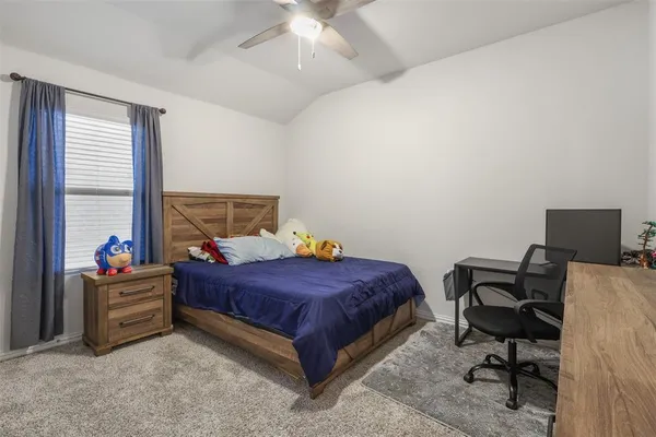 $425,000 | 3505 Kingsview Drive, Denton, TX 76207