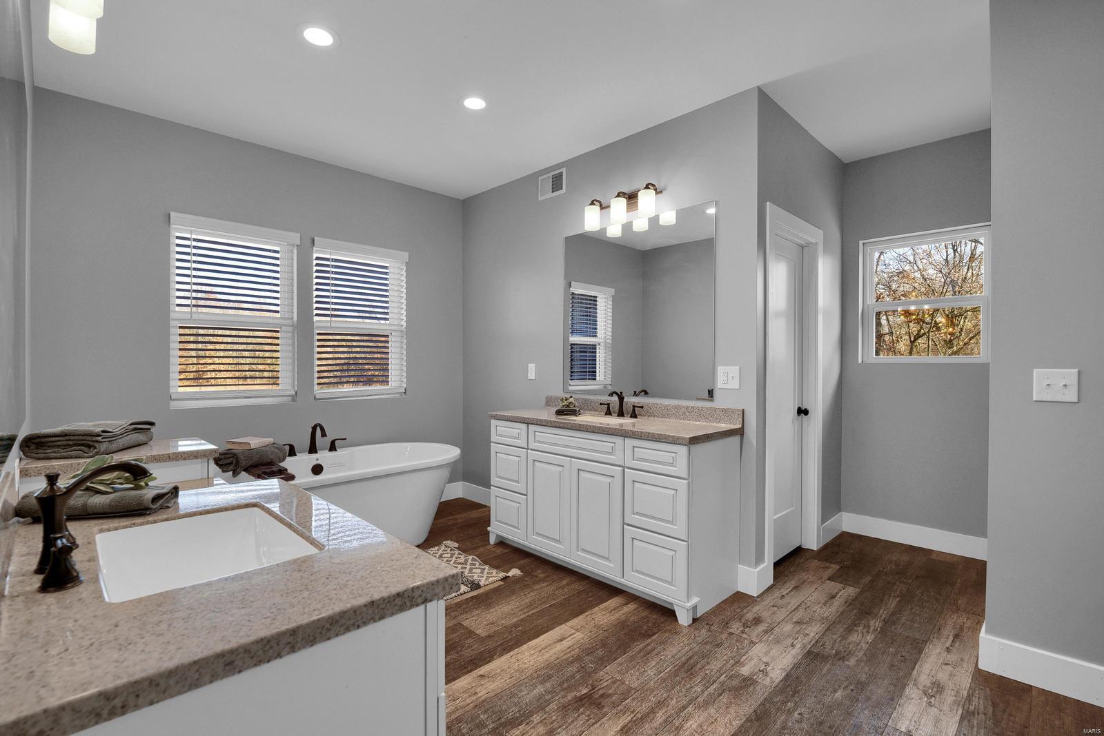 7337 Grove Road Edwardsville, IL 62025 - Photo 16 of 47