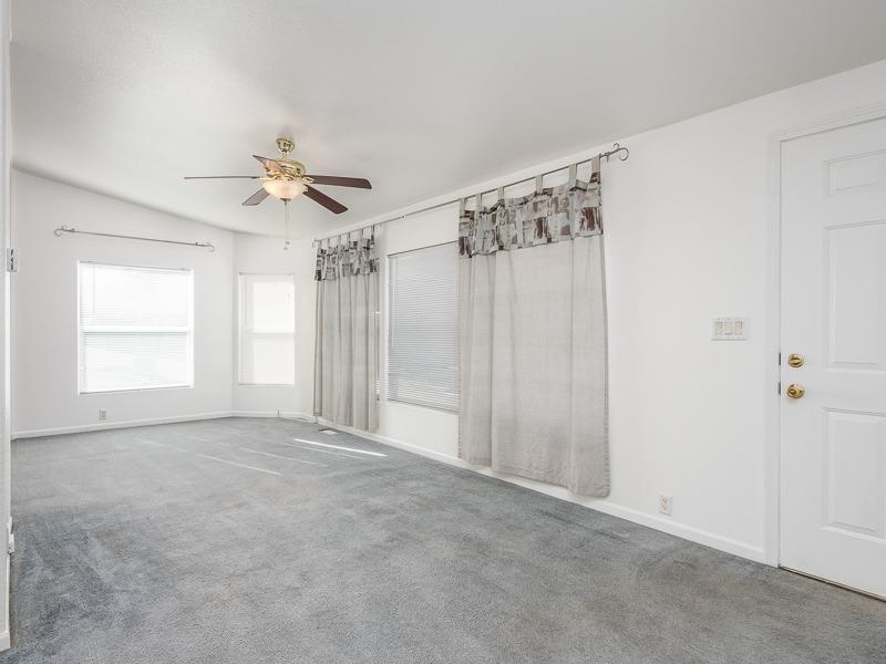 28484 Ridgeview Drive Madera, CA 93636 - Photo 6 of 29