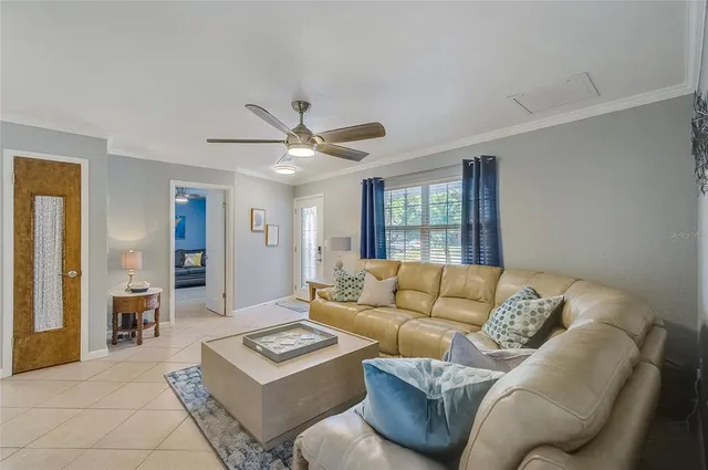 $2,800 | 426 Eagles Nest Lane, Sarasota, FL 34243