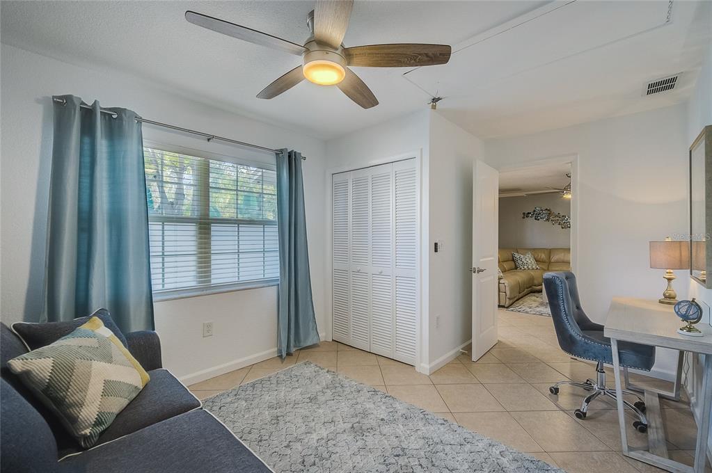 426 Eagles Nest Lane Sarasota, FL 34243 - Photo 24 of 44