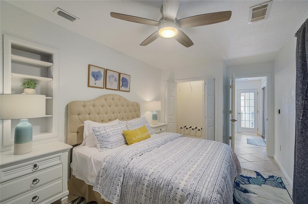 426 Eagles Nest Lane Sarasota, FL 34243 - Photo 26 of 44