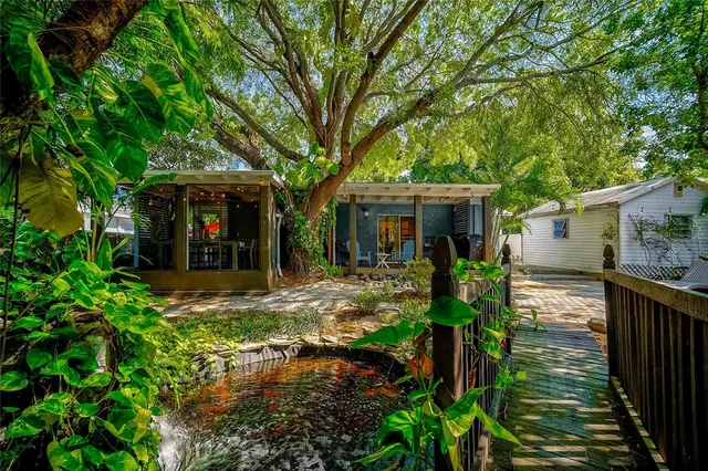 $2,800 | 426 Eagles Nest Lane, Sarasota, FL 34243