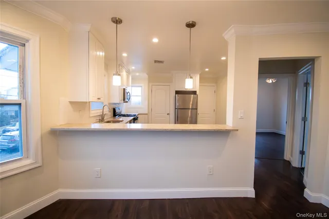 $3,700 | 3159 Milburn Avenue, Baldwin, NY 11510