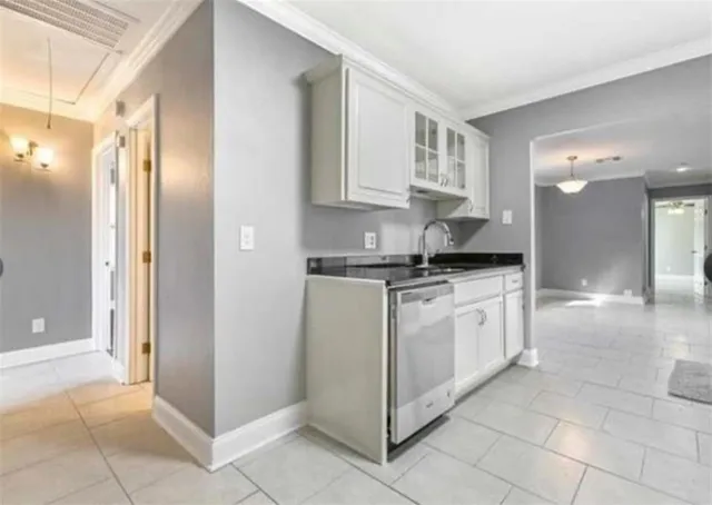 $1,900 | 32 Old Hickory Avenue, Chalmette, LA 70043