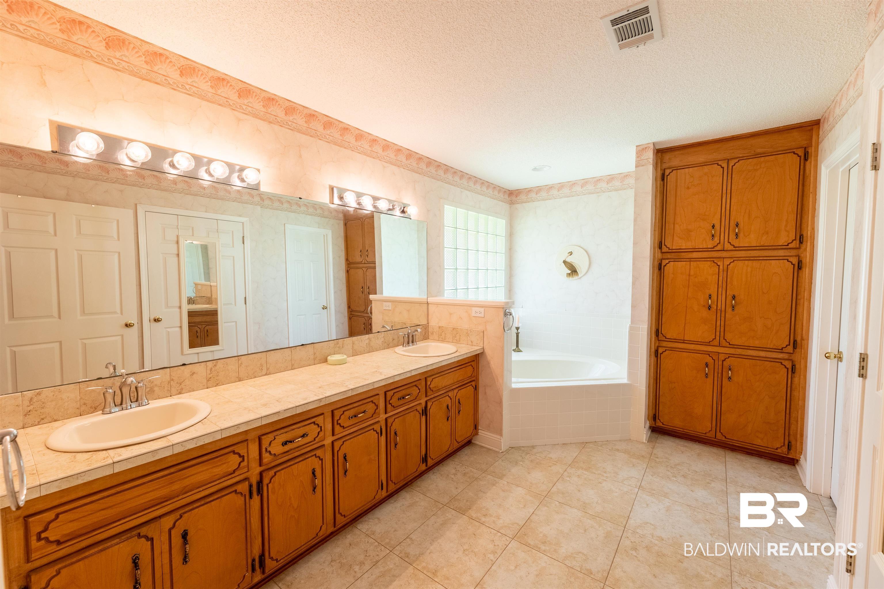 8217 Twin Beech Road Fairhope, AL 36532 - Photo 17 of 24