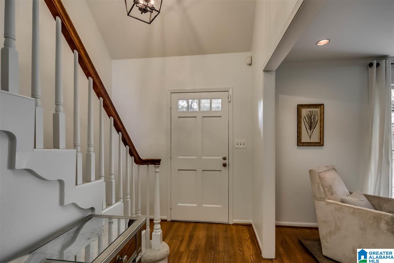 145 Memory Court Mountain Brook, AL 35213 - Photo 5 of 31