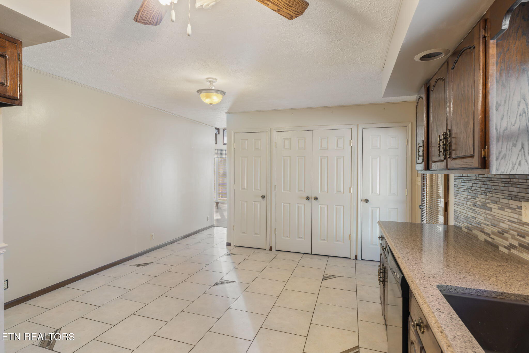 115 Jamie Street Maynardville, TN 37807 - Photo 13 of 58 15-web-or-mls-115 Jamie Street-10