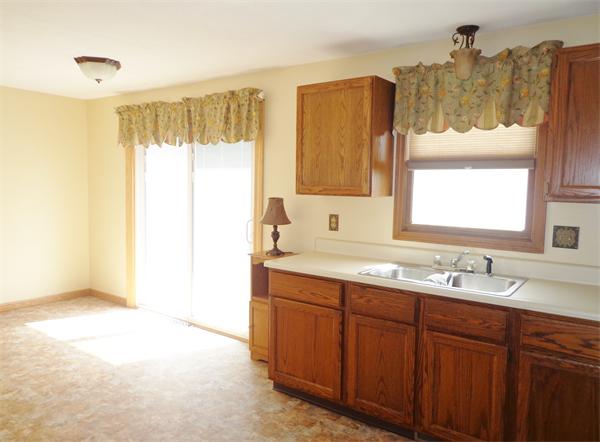151 Starling Road Springfield, MA 01119 - Photo 5 of 22