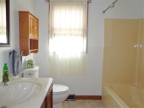 151 Starling Road Springfield, MA 01119 - Photo 8 of 22