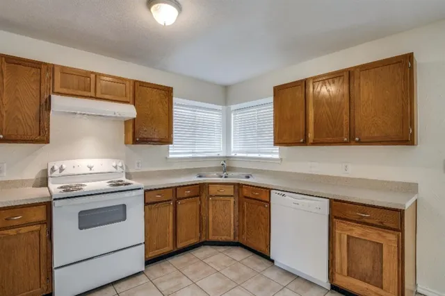 $2,295 | 2708 Cornell Drive, Rowlett, TX 75088