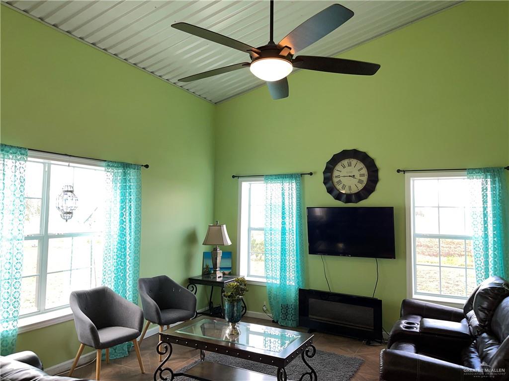 21799 Parker Road Santa Rosa, TX 78593 - Photo 3 of 9