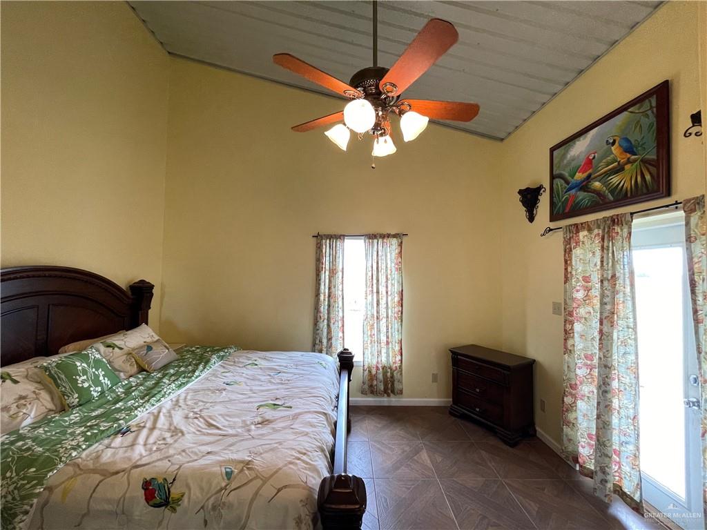 21799 Parker Road Santa Rosa, TX 78593 - Photo 5 of 9