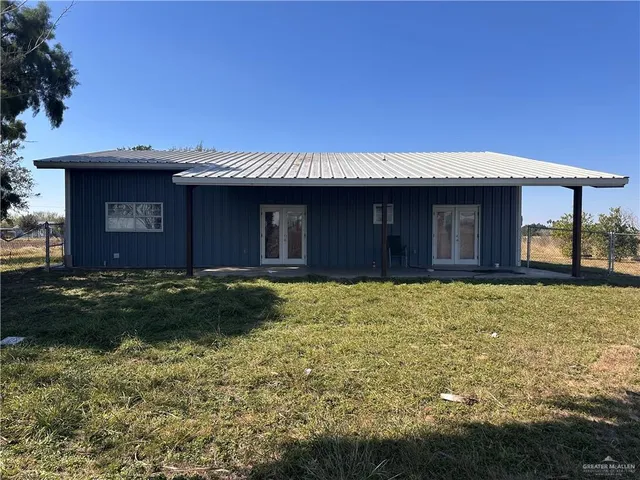 $1,350 | 21799 Parker Road, Santa Rosa, TX 78593