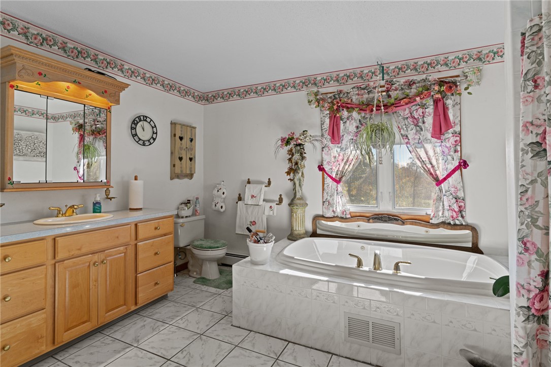 6 Country Road Warren, RI 02885 - Photo 19 of 41