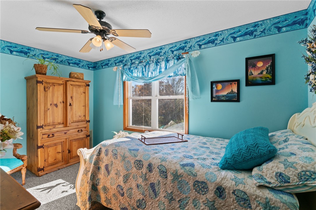 6 Country Road Warren, RI 02885 - Photo 24 of 41